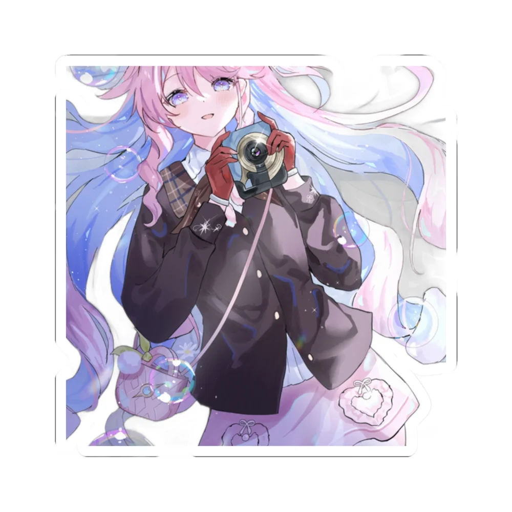 Denia Holding Camera